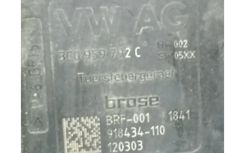 Motoras geam dreapta fata 3c0959792C Volkswagen Passat B6 (2005 - 2010) - imagine 3