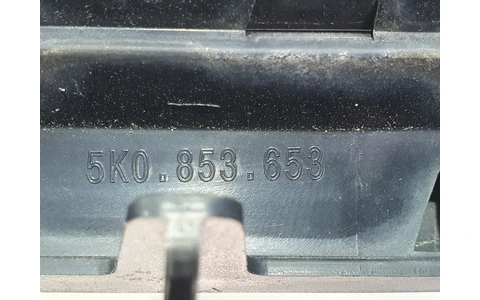 Grila bara fata 5k0853653 Volkswagen Golf 6 (2008 - 2015) - imagine 3