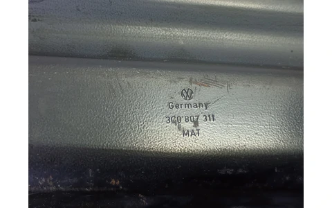 Armatura bara spate 3c0807311 Volkswagen Passat B6 (2005 - 2010) - imagine 4
