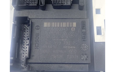 Motoras geam dreapta fata 1k0959792p Volkswagen Passat B6 (2005 - 2010) - imagine 3