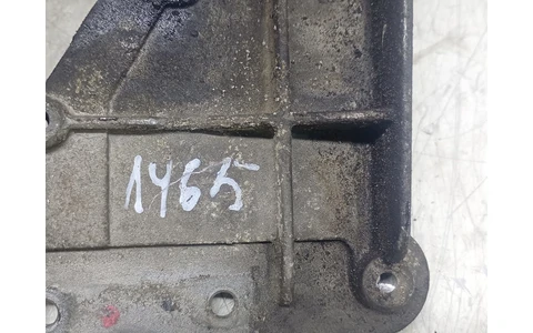 Suport motor 03G131159 Volkswagen Passat B6 (2005 - 2010) - imagine 4
