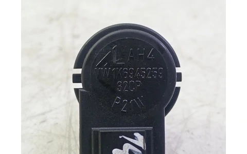 Soclu stop 1k6945259 Volkswagen Passat B6 (2005 - 2010) - imagine 3