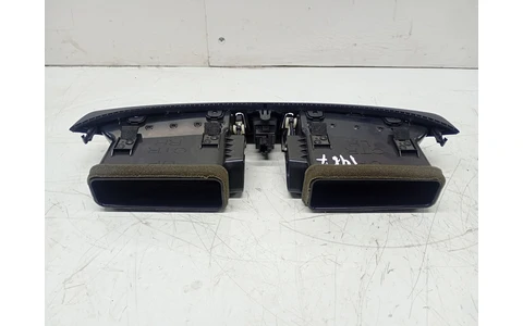 Grila ventilatie bord 687504ba0a Nissan X-Trail T32 (facelift) (2017 - 2020) - imagine 2