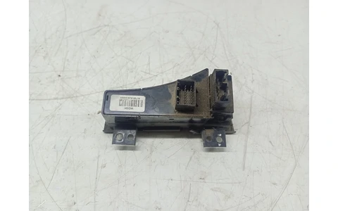 Panou butoane 937003u210 Kia Sportage 3 (2010 - 2014) - imagine 2