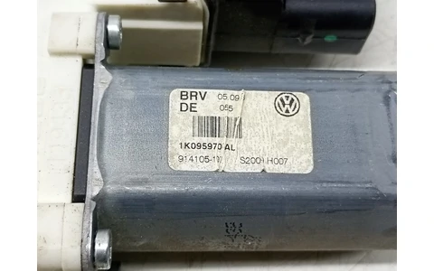 Motoras geam dreapta spate 1k095970al Volkswagen Golf 6 (2008 - 2015) - imagine 4