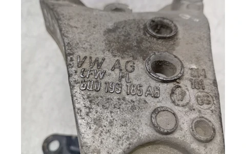 Suport motor 8Q0199185AB Skoda Fabia 5J (2007 - 2010) - imagine 3