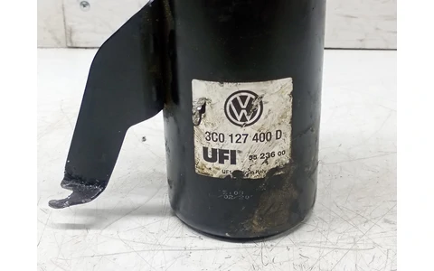 Carcasa filtru combustibil 3c0127400d Volkswagen Passat B6 (2005 - 2010) - imagine 3