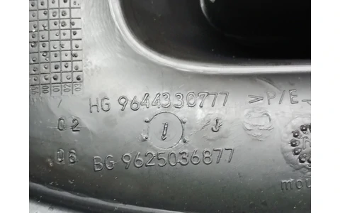 Consola centrala 9625036877 Peugeot 206 1 (facelift) (2002 - 2009) - imagine 3