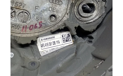 Volan in 4 spite cu comenzi 4F0419091 Audi A6 4F/C6 (2004 - 2008) - imagine 3
