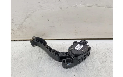 Pedala acceleratie 180107523R Renault Master 3 (2010 - 2015) - imagine 2