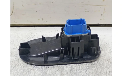 Buton geam 8200548968 Renault Master 3 (2010 - 2015) - imagine 2