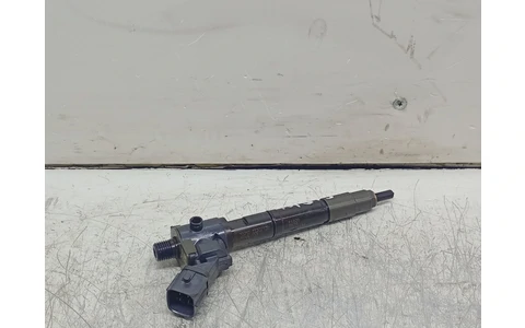 Injector 31452113 Volvo V60 2 (2018 - 2020) - imagine 4