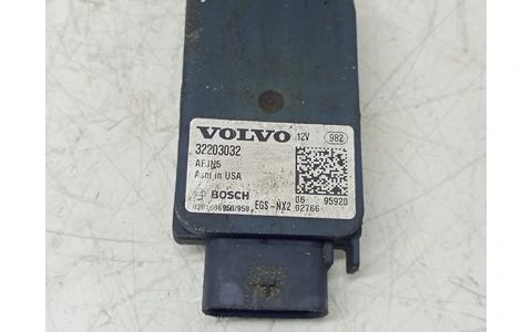 Senzor nox 32203032 Volvo V60 2 (2018 - 2020) - imagine 3