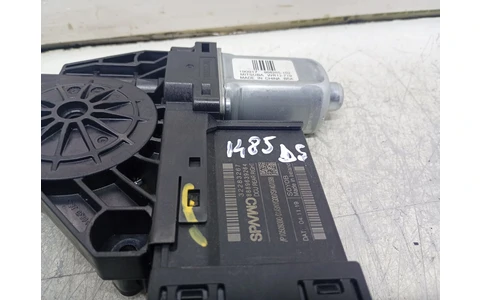 Motoras geam dreapta spate 966265-102 Volvo V60 2 (2018 - 2020) - imagine 4