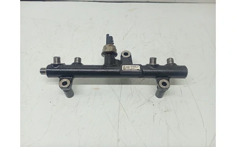 Rampa injectoare 9681909680 Ford S-Max 1 (facelift) (2010 - 2015) - imagine 2