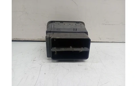 Grila ventilatie 8L0820901 Audi A3 8L (facelift) (2000 - 2003) - imagine 2