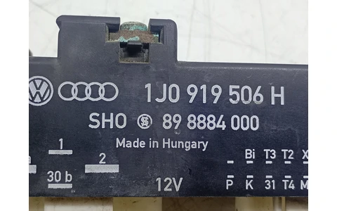 Releu electroventilator gmv 1J0919506H Audi A3 8L (facelift) (2000 - 2003) - imagine 3