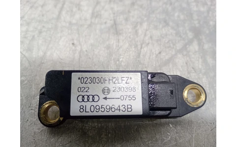 Senzor impact 8L0959643B Audi A3 8L (1996 - 2000) - imagine 3