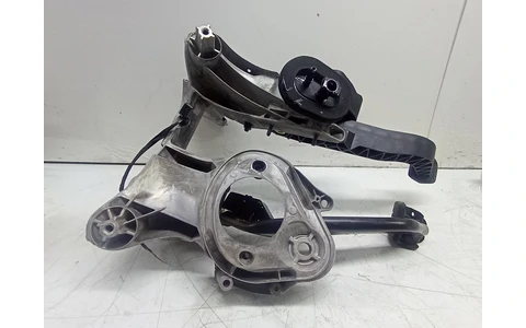 Pod pedalier 32265110 Volvo V60 2 (2018 - 2020) - imagine 2