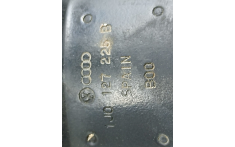 Carcasa filtru combustibil 1J0127225B Audi A3 8L (facelift) (2000 - 2003) - imagine 4