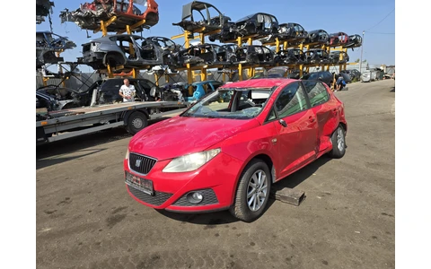 Seat Ibiza 4 (6J) (2008 - 2012) - imagine 3