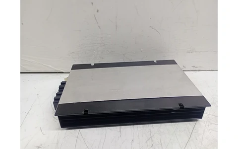 Amplificator audio 3C0035456D Volkswagen Passat B6 (2005 - 2010) - imagine 2