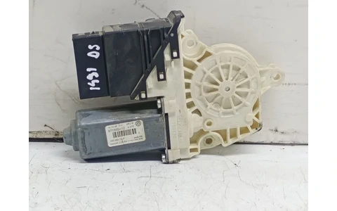 Motoras geam dreapta spate 1K0959704P Volkswagen Passat B6 (2005 - 2010) - imagine 2