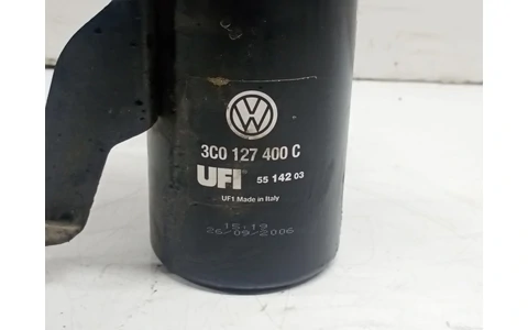 Carcasa filtru combustibil 3c0127400c Volkswagen Passat B6 (2005 - 2010) - imagine 4
