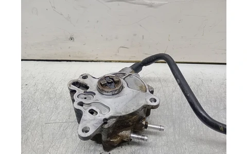 Pompa vacuum 03G145209 Volkswagen Passat B6 (2005 - 2010) - imagine 2