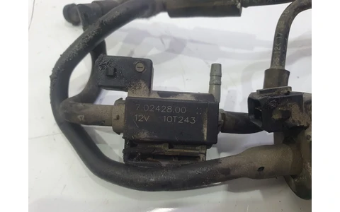 Electrovalva vacuum 70242800 Land Rover Range Rover Sport 1 (facelift) (2009 - 2013) - imagine 3