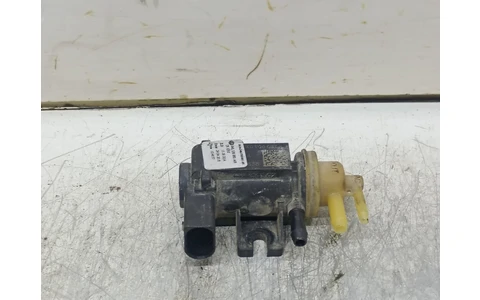Electrovalva vacuum 04L131051AH Volkswagen Caddy 4 (2015 - 2020) - imagine 3