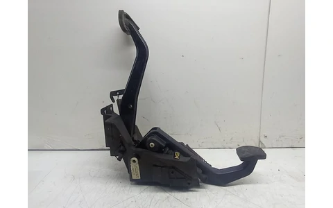 Pod pedalier A2032901519 Mercedes Benz C-Class W203 (2000 - 2004) - imagine 4
