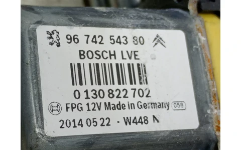 Motoras geam dreapta fata 9673154380 Peugeot 208 1 (2012 - 2016) - imagine 4