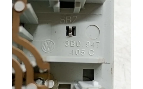 Plafoniera 3B0947105C Seat Ibiza 4 (6J) (2008 - 2012) - imagine 3