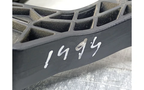 Pedala acceleratie 6R1721059AA Seat Ibiza 4 (6J) (2008 - 2012) - imagine 2