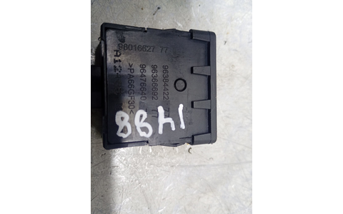 Buton reglaj faruri 96384422 Peugeot 208 1 (2012 - 2016) - imagine 3
