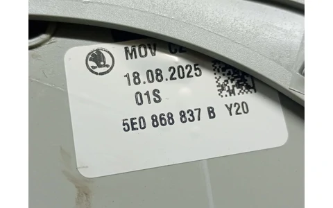 Plafoniera 5E0867489 Skoda Karoq 1 (2017 - 2025) - imagine 6