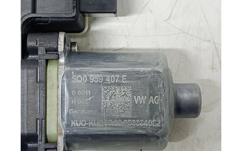 Motoras geam stanga spate 5q0959407e Skoda Karoq 1 (2017 - 2025) - imagine 3