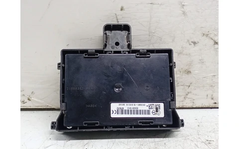 Modul confort 8200383473 Renault Clio 3 (2005 - 2009) - imagine 5