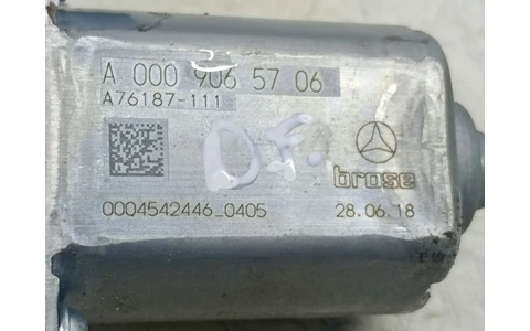 Motoras geam dreapta fata A0009065706 Mercedes Benz E-Class W213 (2016 - 2020) - imagine 3