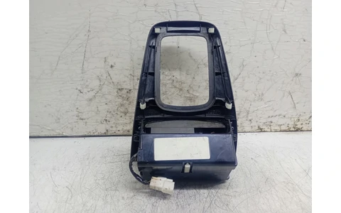 Scrumiera Toyota Avensis 2 T25 (2002 - 2006) - imagine 2