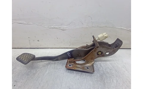 Pedala frana Toyota Avensis 2 T25 (2002 - 2006) - imagine 2