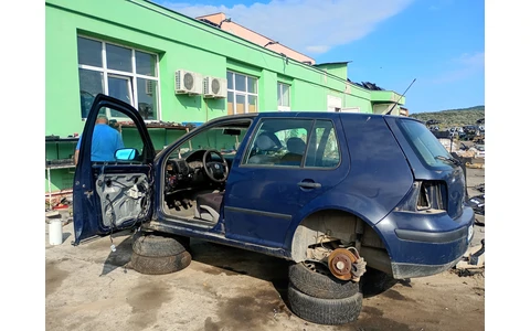 Volkswagen Golf 4 (1997 - 2006) - imagine 2