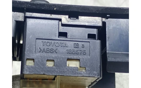 Buton reglaj oglinzi 183575 Toyota Avensis 2 T25 (2002 - 2006) - imagine 3