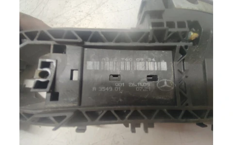 Broasca dreapta spate A2047301435 Mercedes Benz E-Class W212 (2009 - 2013) - imagine 2