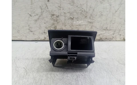 Scrumiera Mercedes Benz E-Class W212 (2009 - 2013) - imagine 2