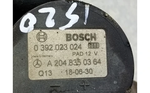 Pompa recirculare apa A2048350364 Toyota Avensis 2 T25 (2002 - 2006) - imagine 3
