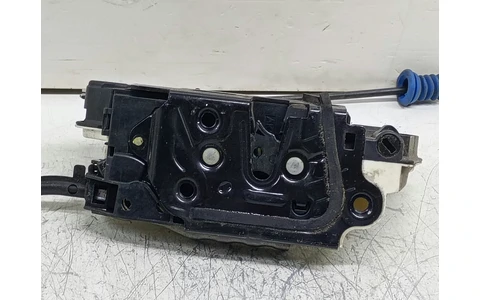 Broasca dreapta fata 5N1837016C Volkswagen Passat CC 1 (2008 - 2012) - imagine 3