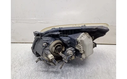 Far dreapta 99228-80008 Toyota Avensis 2 T25 (2002 - 2006) - imagine 2