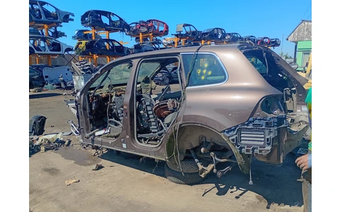 Volkswagen Touareg 2 (7P) (2010 - 2014) - imagine 3